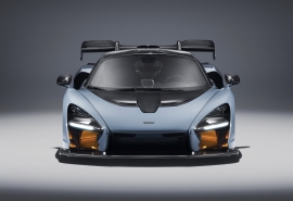 {六合彩}(aston martin跑车多少钱)